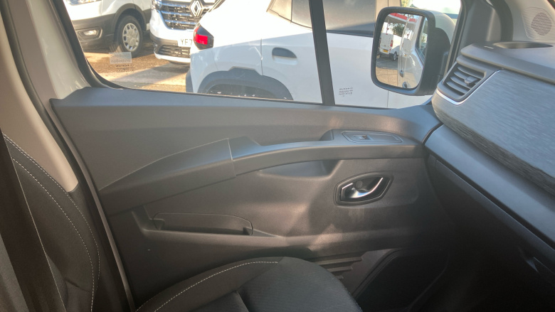 Renault Trafic Lwb Diesel LL30 Blue dCi 150 Extra Sport [Safety] Van